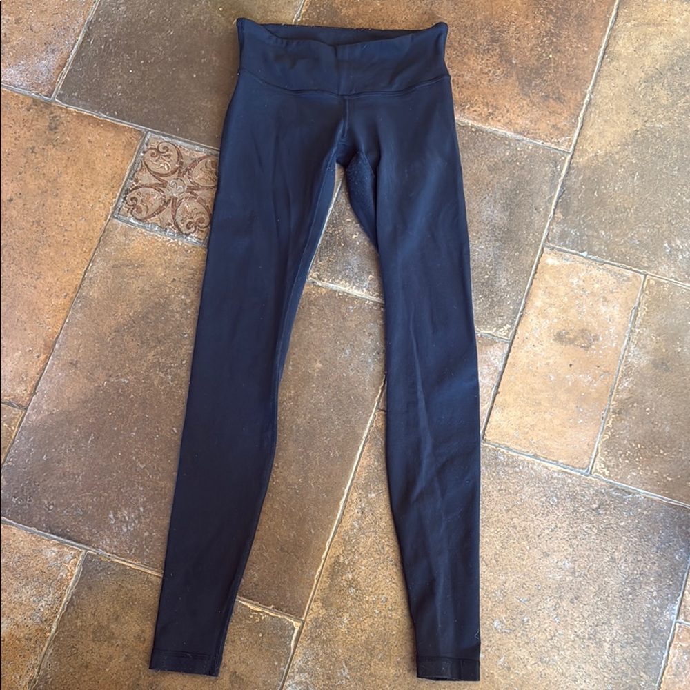 Lululemon Black Straight Leg Leggings Size  4